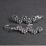 Flower dangle earrings