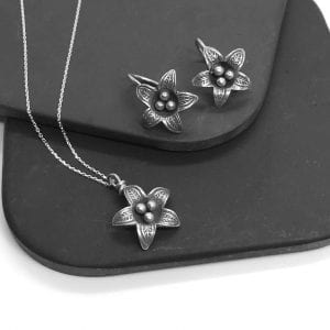 silver lily flower set